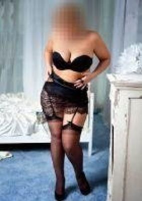 Аня, 23 лет — нежный минет