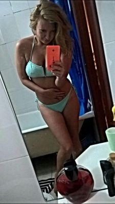 Студентка индивидуалка Марина, рост: 178, вес: 77