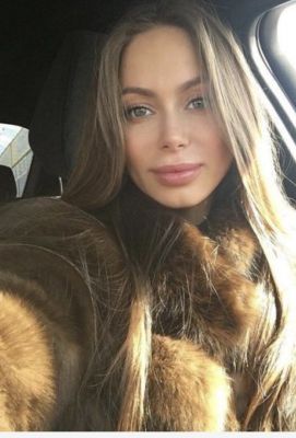 жирная телка Инесса Саша, закажите онлайн